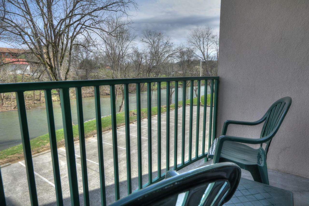 Pigeon River Inn Pigeon Forge Exterior foto